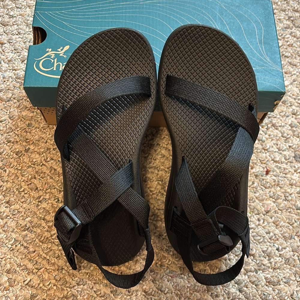 NEW Women’s Chaco ZCloud Black Sandals